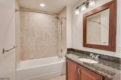 1 Carriage City Plz #1220, Rahway, NJ 07065 - Photo 20