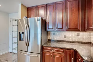 1 Carriage City Plz, Rahway, NJ 07065 - Photo 6