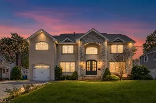 49 Hall Dr, Clark Township, NJ 07066 - Photo 2