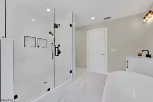 49 Hall Dr, Clark Township, NJ 07066 - Photo 34