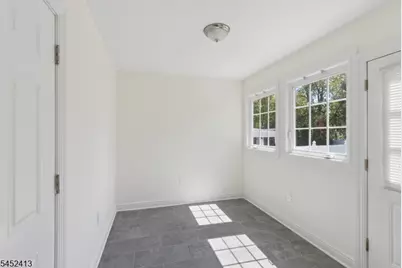 49 Hall Dr, Clark Township, NJ 07066 - Photo 24