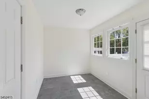 49 Hall Dr, Clark Township, NJ 07066 - Photo 24