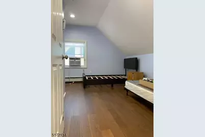 85 Watsessing Ave 2nd Fl. #2, Bloomfield, NJ 07003 - Photo 4