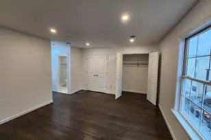 222 Lt G Zamorski Dr, Elizabeth, NJ 07206 - Photo 24