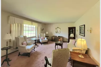 484 Stony Brook Dr, Bridgewater, NJ 08807 - Photo 4