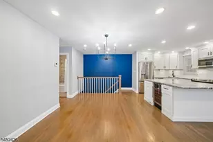 2 Brandywyne Dr, Florham Park, NJ 07932 - Photo 8