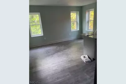 24 Sanford St, Trenton, NJ 08618 - Photo 6
