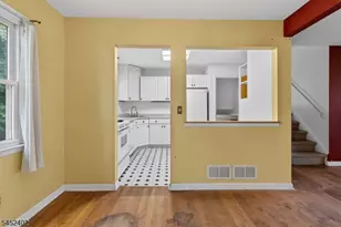 305 William St, Scotch Plains Township, NJ 07076 - Photo 16