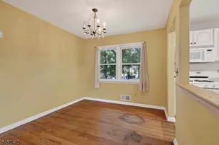 305 William St, Scotch Plains Township, NJ 07076 - Photo 16