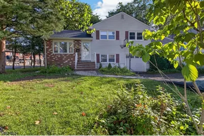 305 William St, Scotch Plains Township, NJ 07076 - Photo 2