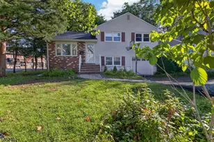 305 William St, Scotch Plains Township, NJ 07076 - Photo 2