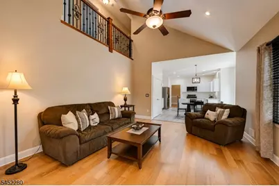 114 Brandon Ct, Branchburg Township, NJ 08853 - Photo 14