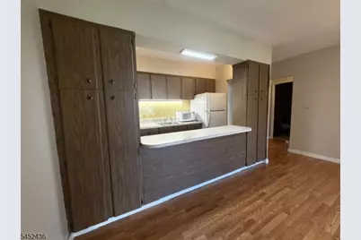 255 Tucker Ave #136, Union Township, NJ 07083 - Photo 6