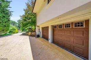 8 Driftwood Dr, Livingston Twp., NJ 07039 - Photo 40
