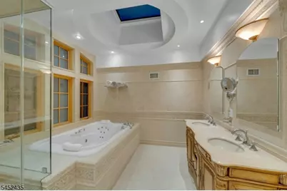 8 Driftwood Drive, Livingston Twp., NJ 07039 - Photo 14