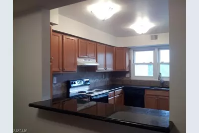1 Carriage Way #11, Montclair, NJ 07042 - Photo 6