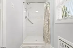 888 Lake St, Newark, NJ 07104 - Photo 12