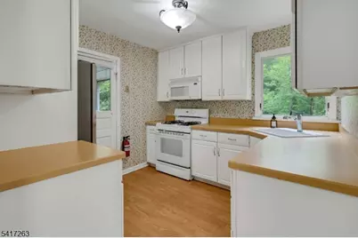 50 Mountainview Rd, Chatham Township, NJ 07928 - Photo 4