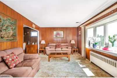 123 6th St, Wood Ridge, NJ 07075 - Photo 2
