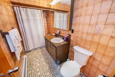 123 6th St, Wood Ridge, NJ 07075 - Photo 8