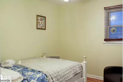 150 Farragut Ave, Middlesex, NJ 08846 - Photo 8