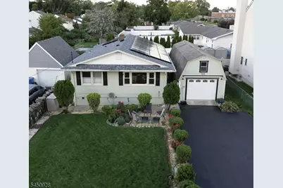 150 Farragut Ave, Middlesex, NJ 08846 - Photo 1