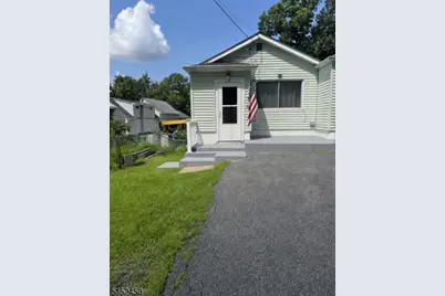 12 Colby Trl, Hopatcong, NJ 07843 - Photo 2