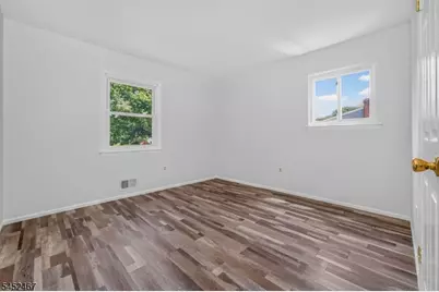 30 Wordsworth Ln, Lopatcong Township, NJ 08865 - Photo 16