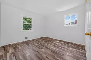 30 Wordsworth Ln, Lopatcong Township, NJ 08865 - Photo 16