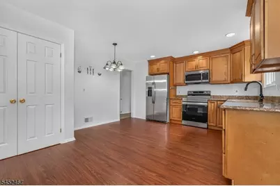 30 Wordsworth Ln, Lopatcong Township, NJ 08865 - Photo 12