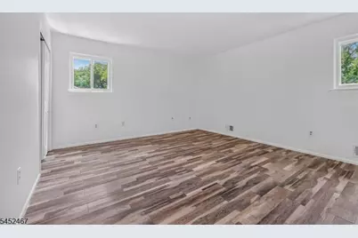 30 Wordsworth Ln, Lopatcong Township, NJ 08865 - Photo 18