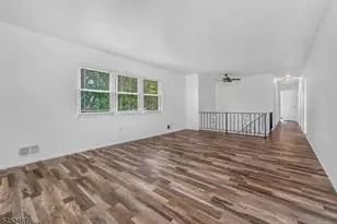 30 Wordsworth Ln, Lopatcong Township, NJ 08865 - Photo 6