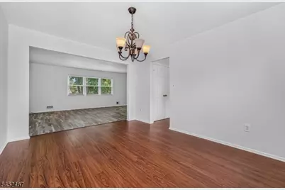 30 Wordsworth Ln, Lopatcong Township, NJ 08865 - Photo 10