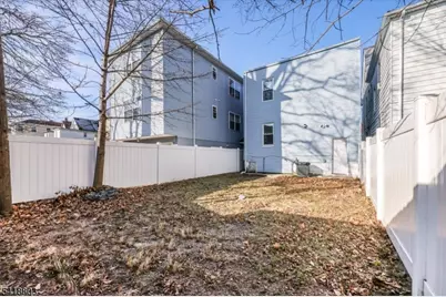 342 Sanford Ave, Newark, NJ 07106 - Photo 18