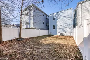 342 Sanford Ave, Newark, NJ 07106 - Photo 18