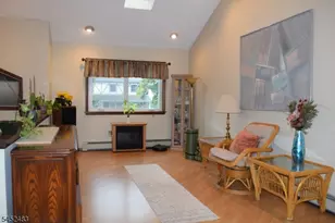 27 3rd Ave, Roseland, NJ 07068 - Photo 2
