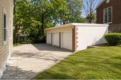 72 Sunset Ave, Newark, NJ 07106 - Photo 4