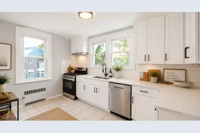 72 Sunset Ave, Newark, NJ 07106 - Photo 12