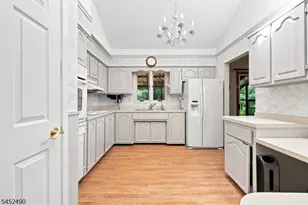 470 Blue Ridge Ave, Piscataway Township, NJ 08854 - Photo 14