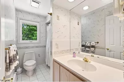 470 Blue Ridge Ave, Piscataway Township, NJ 08854 - Photo 22