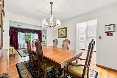 470 Blue Ridge Ave, Piscataway Township, NJ 08854 - Photo 12