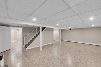 8 Cedar Ln, Roseland, NJ 07068 - Photo 36