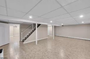 8 Cedar Ln, Roseland, NJ 07068 - Photo 36