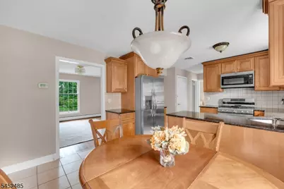8 Cedar Ln, Roseland, NJ 07068 - Photo 18