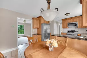 8 Cedar Ln, Roseland, NJ 07068 - Photo 18