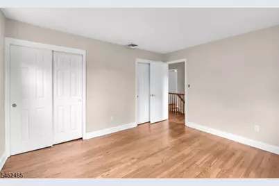 8 Cedar Ln, Roseland, NJ 07068 - Photo 28
