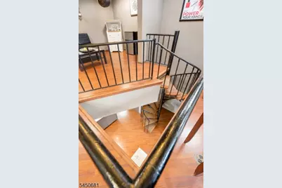 583 McBride Ave, Woodland Park, NJ 07424 - Photo 8