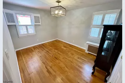 410 Lexington Ave, Cranford Township, NJ 07016 - Photo 8