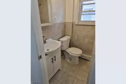 125 Dalton St, Roselle Park, NJ 07204 - Photo 18