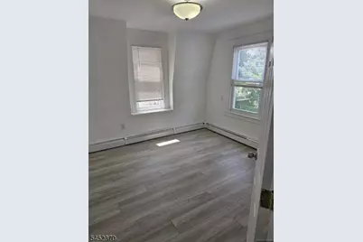 125 Dalton St, Roselle Park, NJ 07204 - Photo 24